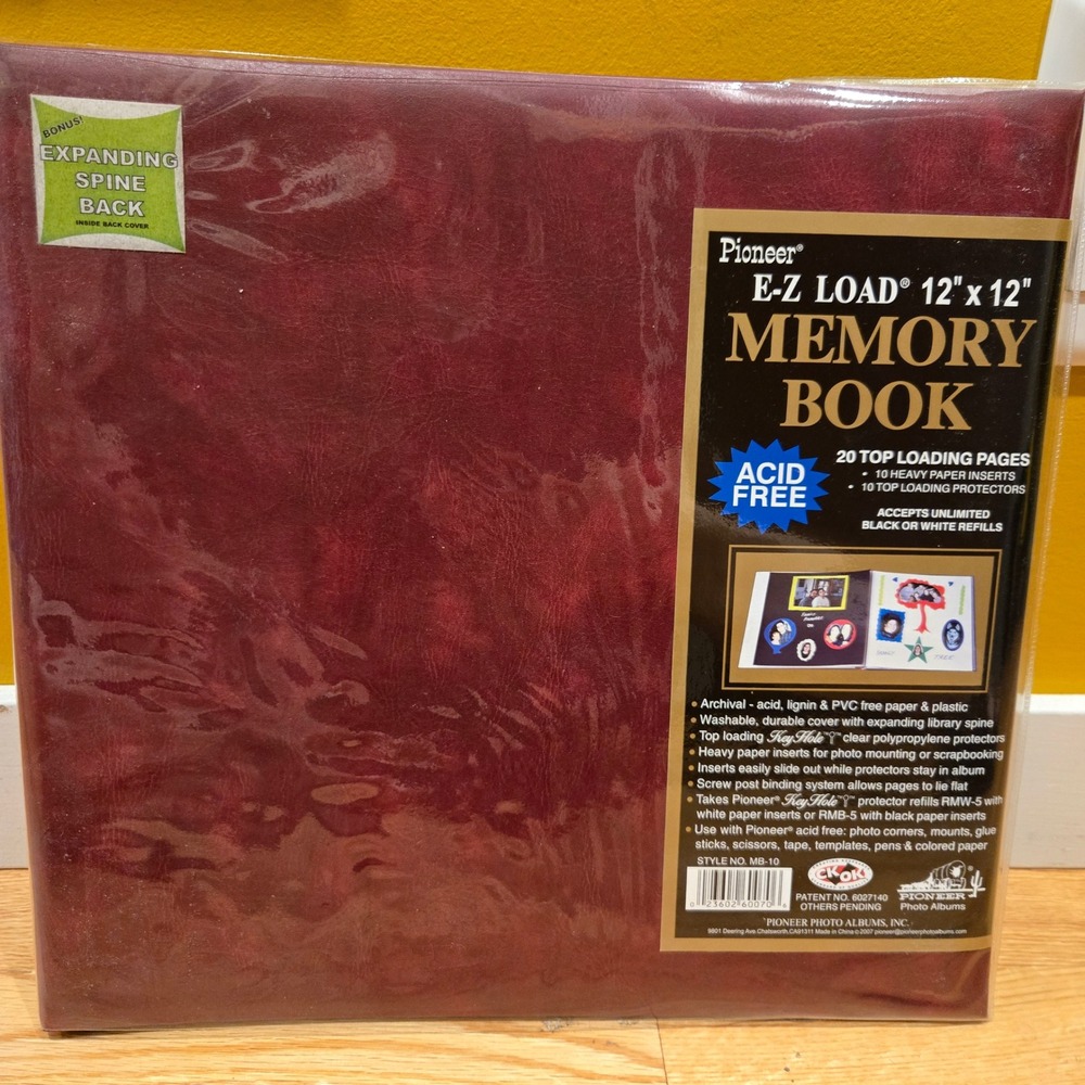 Pioneer Memory Book Scrapbook Album 12x12 Burgundy Expanding Spine 20 pages NEW